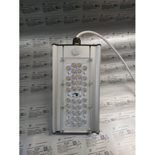 Прожектор светодиодный для спецтехники (Передвижные краны, трактора, экскаваторы, башенные краны) 20 - 500 Вт